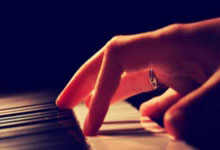 自年月以来，里斯-詹姆斯首次代表英格兰队首发.